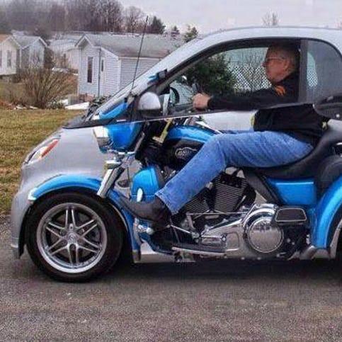Mix The Funniest Moments In Smart Car History From Funny Photos Of Pimped Out Smart Cars To A Car Delivering Parking Lot Justice These Are The Funniest Memeoments In History